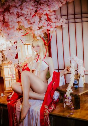 漂亮的女邻居5伦理
