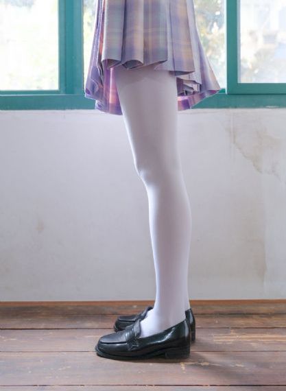 青木玲饱满奶水播放