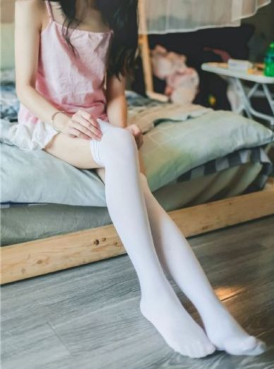 年轻的女邻居hd免费观看
