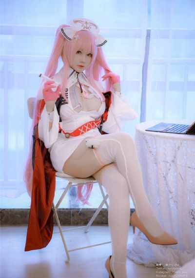 不扣扭的女孩