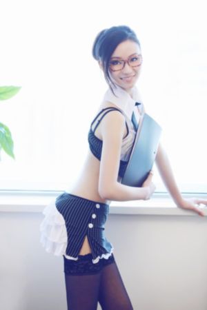 裸体吃奶玩乳60分钟视频